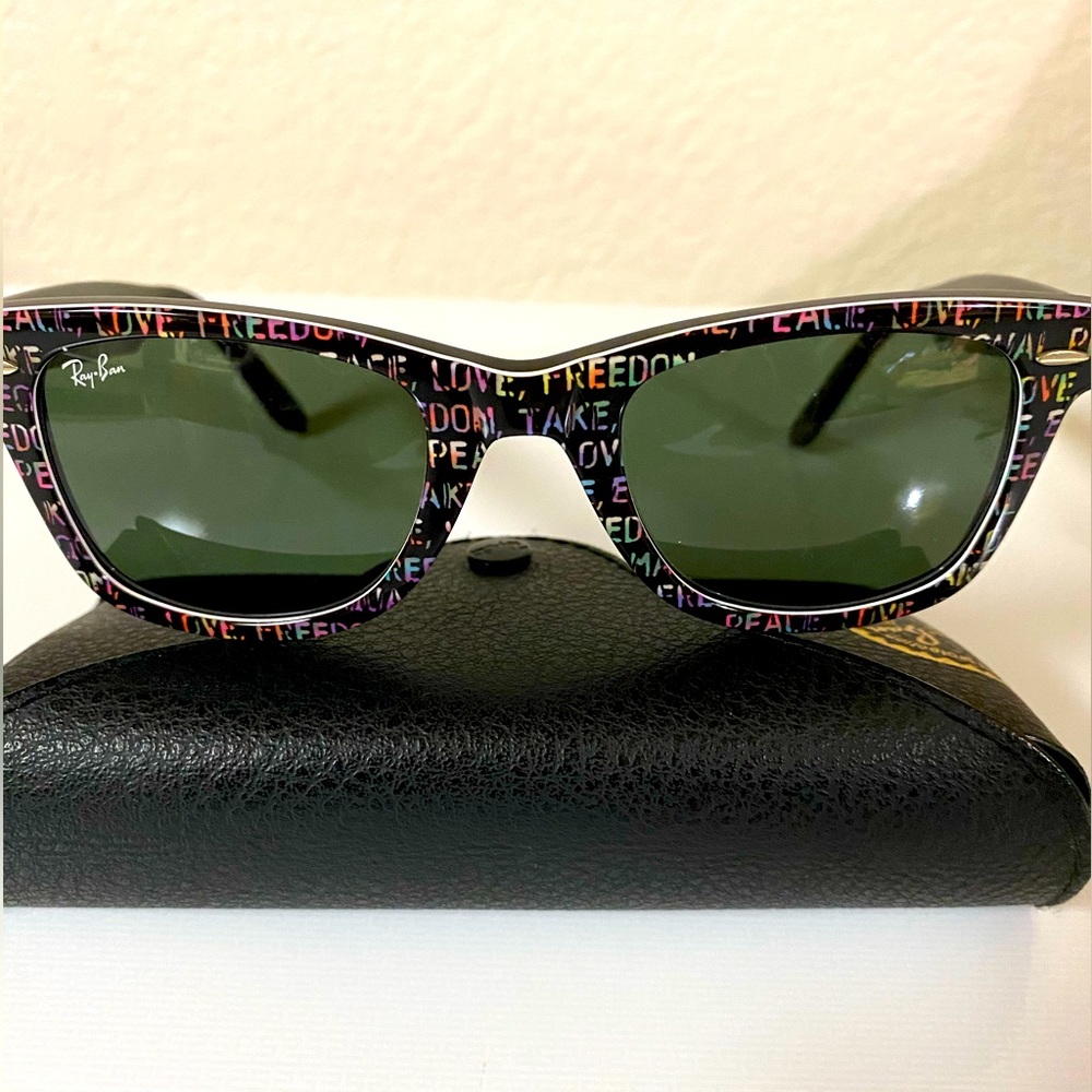 (033) NWOT & RARE Ray-Ban WAYFARER - RB2140 1089 - Sunglasses- Polarized